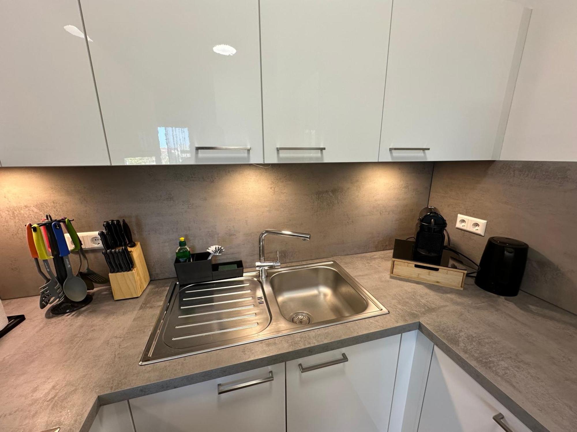 Suite4Me - Balkon I Kueche I Waschmaschine I Mainz-Kostheim ヴィースバーデン エクステリア 写真